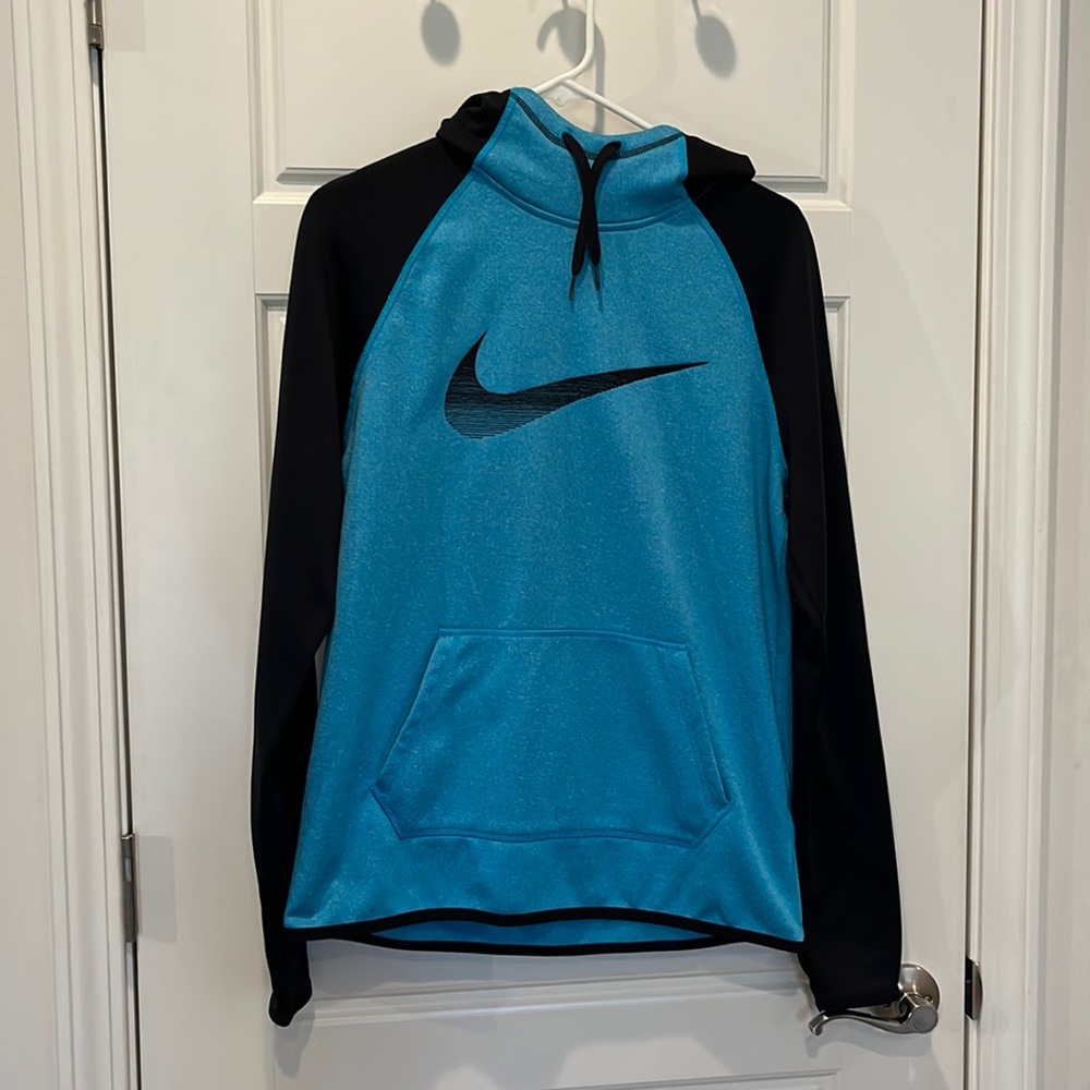 Nike sweatshirt